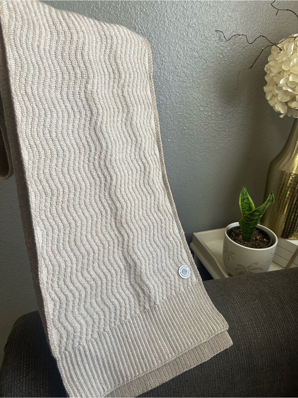 allbirds Cream knit scarf 100%wool